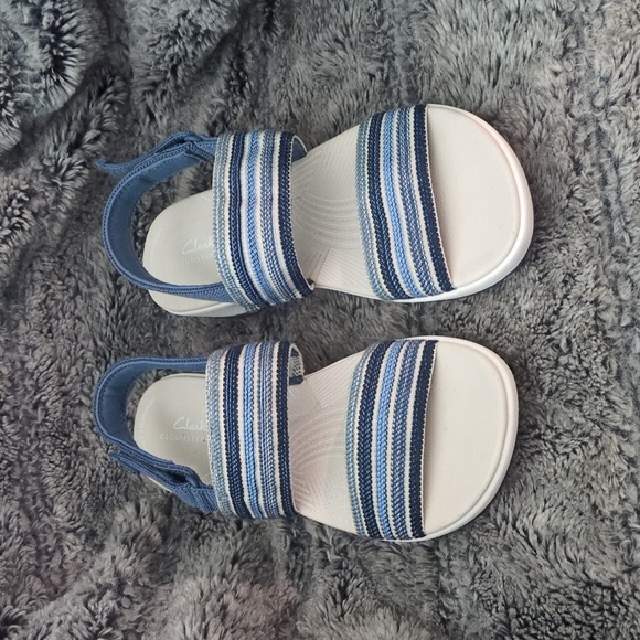 Clark's Cloudsteppers Arla Stroll Women's Sandals Sz 8 - Picture 2 of 6